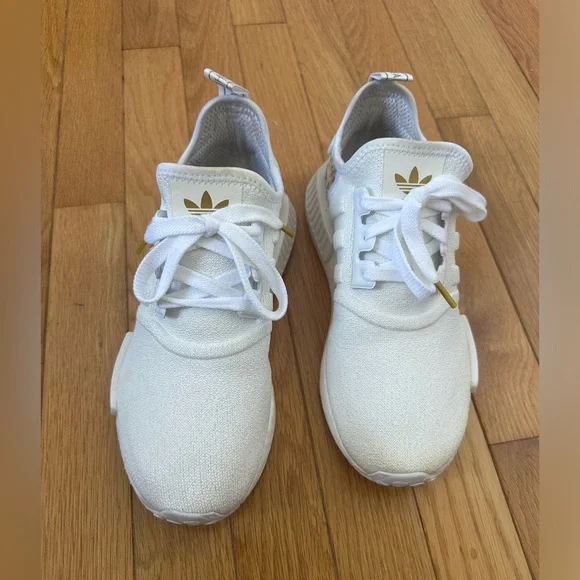 Adidas Women's NMD_R1 FX0826 Size 7.5 - Picture 2 of 10